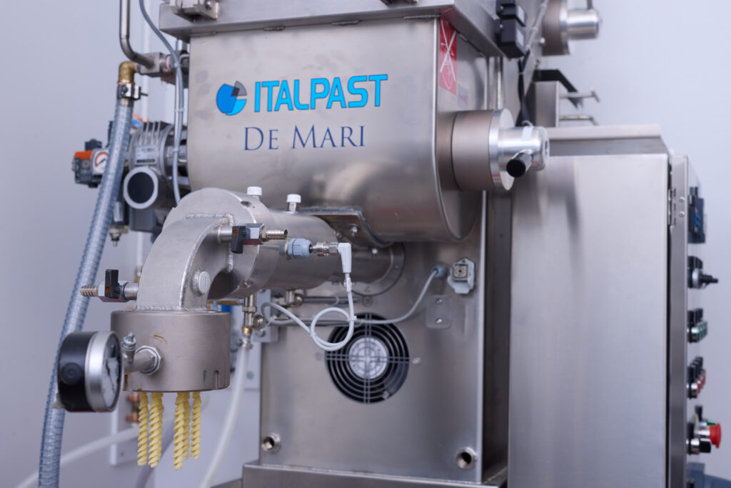 De Mari Lab pilot press